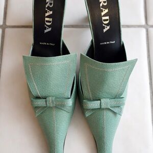 Rare Vintage Prada Sage Green Pointed Toe Mule Heels Bow Detail IT 36.5